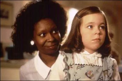 Quel 'enfant star' tait la petite fille  qui Whoopi Goldberg redonnait le sourire dans 'Corrina Corrina' ?