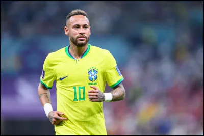 À quel club appartient Neymar ?