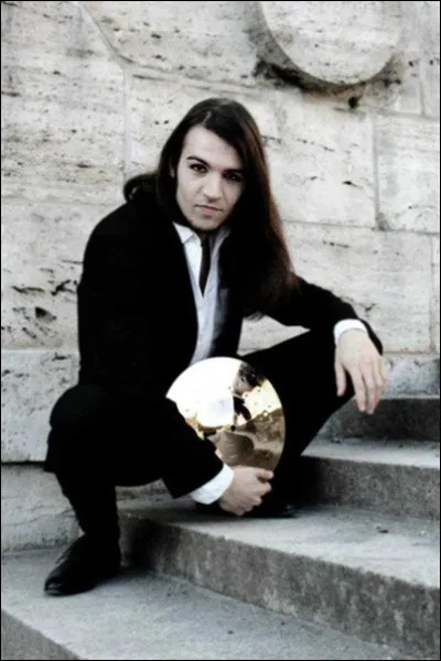 Saurez-vous me donner le signe astrologique de Christian Schellhorn ?