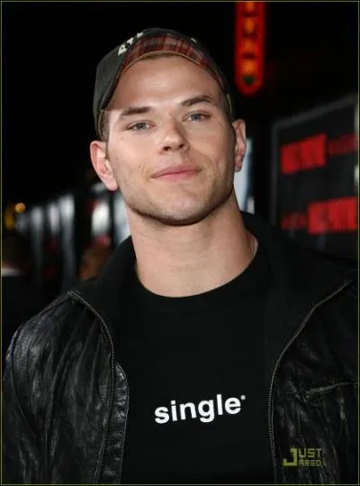 Comment se nomme cet acteur ?