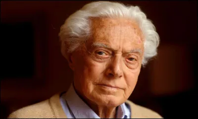 Qui est ce cinéaste, réalisateur italien de la comédie à litalienne ''Le Veuf'' ?