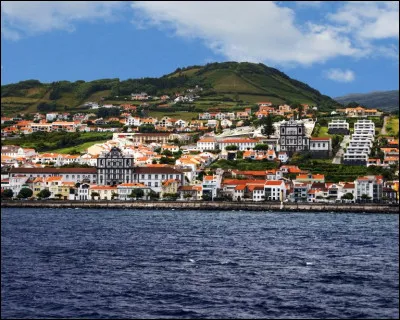 Quelle ville en H n'est pas située au Vietnam ?