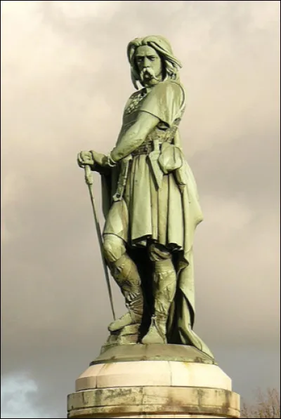 Vercingétorix, chef de guerre célèbre était un roi franc.