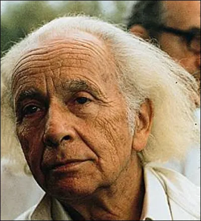 Qui est ce poète, auteur du poème ''LÉtrangère''