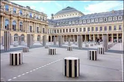 Arts : Qui est l'artiste à qui l'on doit ces célèbres colonnes ?