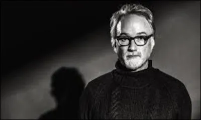 Cinéma : Quel réalisateur a reçu un César d'honneur en 2023 et a qui l'on doit notamment ''Fight Club'', ''Seven'' ou encore ''Gone Girl'' ?