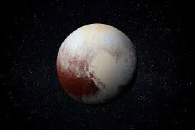 En 2006, Pluton est requalifiée de planète naine.