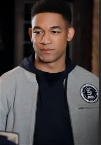 Qui est-ce (et qu'est-ce qui le caractérise) ?