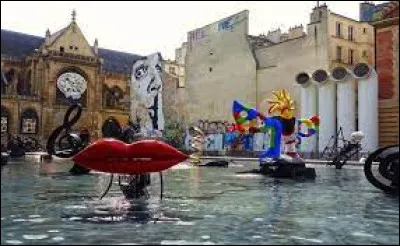 Arts : Quelle artiste a crée la Fontaine Stravinsky que l'on peut voir à Paris ?