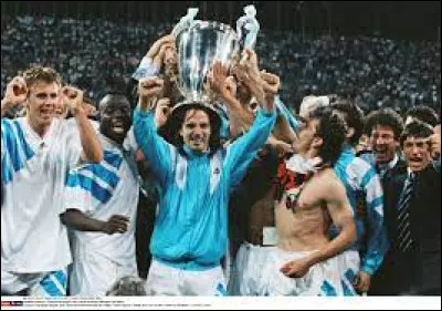 Sports et loisirs : Contre qui l'Olympique de Marseille a-t-il remporté la finale de la Ligue des champions en 1993 ?