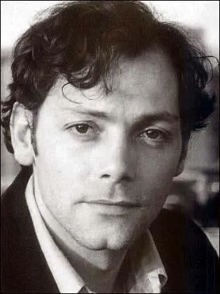 Dans le film Hotel des Amriques, de qui Patrick Dewaere tait-il amoureux ?