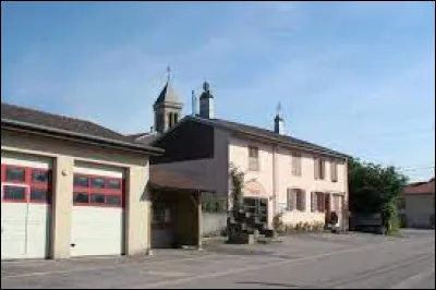 Nous sommes en Lorraine, à Saint-Gorgon. Village de l'aire d'attraction de Rambervillers, sur les rives de l'Arentèle, il se situe dans le département ...