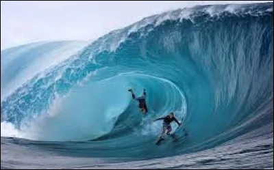 Sports et loisirs : Lequel de ces termes n'appartient pas au jargon du surf ?