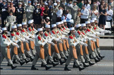 Quelle charcuterie donne son nom à l'hymne officiel de la légion étrangère ?