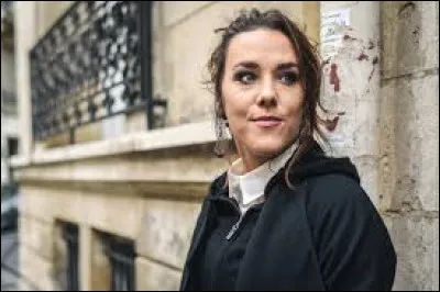 Elle veut de l'amour, de la joie et de la bonne humeur !