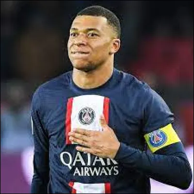 Sports et loisirs : En quelle année est né Kylian Mbappé ?