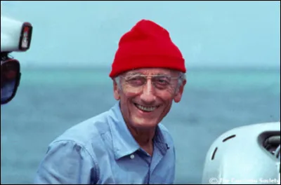Sciences et nature : Comment s'appelle le navire du commandant Cousteau ?