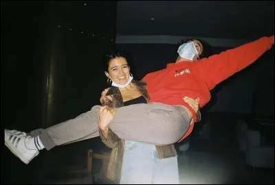 Quelle est la première chanson de Dally ?