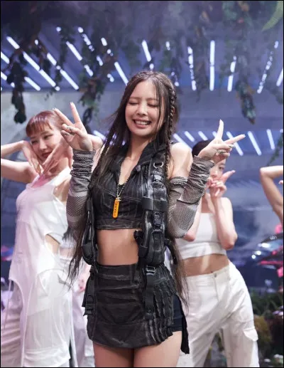 Qui chante en troisième ?