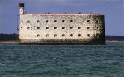 Quel département est le propriétaire actuel du ''Fort Boyard '' ?