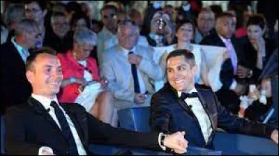 Politique et société : Dans quelle ville française a été célébré le premier mariage homosexuel après l'entrée en vigueur de la loi sur le mariage pour tous ?