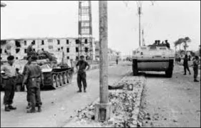 Histoire : Quel canal a été à l'origine d'une crise en 1956 entre la France et l'Égypte ?