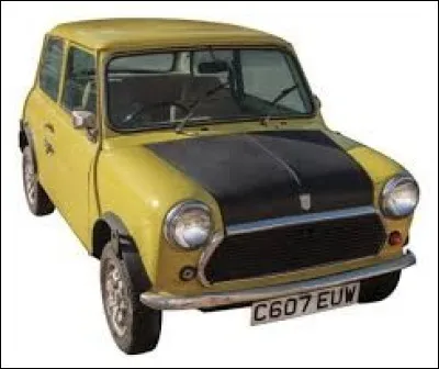 Quel est le conducteur de cette mini Austin ?