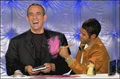 Médias et divertissements : Comment s'appelait l'émission culte présentée par Thierry Ardisson avec Laurent Baffie en snipper et diffusée entre 1998 et 2006 ?