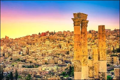 De quel pays Amman est-elle la capitale ?