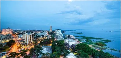 De quel pays Brazzaville est-elle la capitale ?