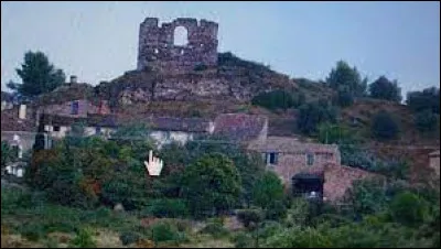 Nous sommes dans l'Aude, à Villerouge-la-Crémade. Hameau dépendant du village de Fabrezan, il se situe en région ...