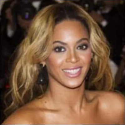 Qui est cette chanteuse américaine dont le quatrième album studio s'intitule ''4'' ?