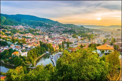 De quel pays Sarajevo est-elle la capitale ?