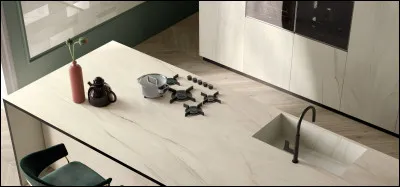 Que signifient les vêtements blancs ?