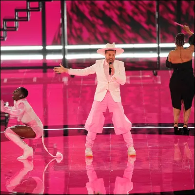 Qui est ce chanteur ?