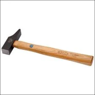 Que faut-il ajouter à "mar" pour obtenir le nom d'un outil de bricolage ?