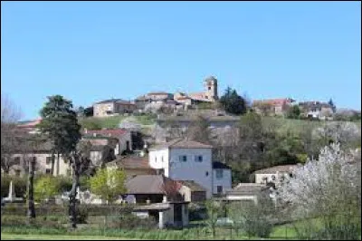 Village Saône-et-Loirien, dans le Mâconnais, Davoyé se situe dans l'ancienne région ...