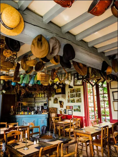 Dans quelle région parle-t-on d'"estaminet" pour évoquer un petit café populaire ?