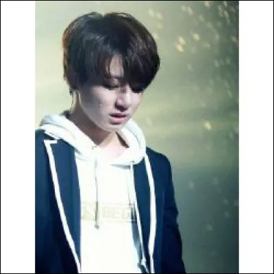 Quest-ce que tu aimes le moins chez toi, physiquement ?