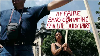 Politique et société : Quel homme politique a été impliquée dans l'affaire du sang contaminé ?