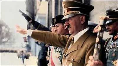 Quel oiseau se couronne d'un soleil noir pour devenir l'emblème de l'ordre de Thulé ?