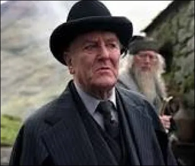 Dans quelle saga est-il question de Cornelius Fudge ?