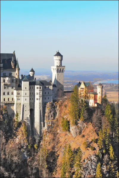 Sur le drapeau allemand, dans quel sens sont positionnées les bandes de couleurs noire, rouge et jaune ?