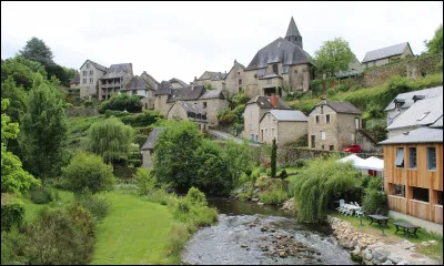 Cette rivière, longue de 211 km, prend sa source à 887 mètres sur le plateau de Millevaches, coule vers le sud-ouest, arrose Uzerche et rejoint la Dordogne :