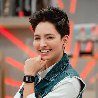 Qui est cette fille ?