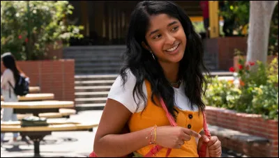 Avec qui Devi termine-t-elle en couple ?