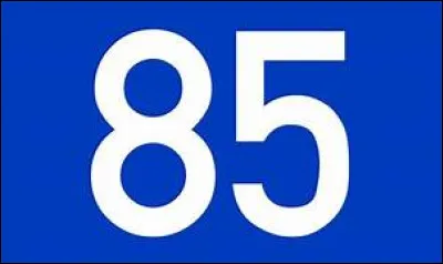 Dans quel pays se trouve Douvres, à environ 85 km de Cap Gris-Nez ?