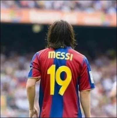 Dans quel match avons-nous entendu un commentateur crier "Messi ! Messi ! Messi ! Encara Messi ! Encara Messi ! Goal ! Goal ! Goal !" ?