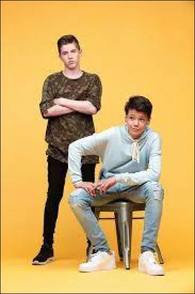 Qui sont ces chanteurs ?