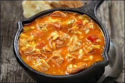 Gastronomie et Vie quotidienne : De quel État des États-Unis est originaire le plat Gombo ?